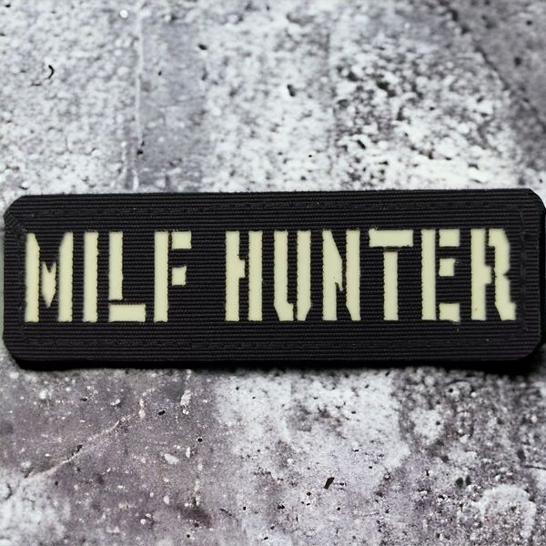 Патч / шеврон що світиться Milf Hunter Laser Cut чорний 2224827601 фото