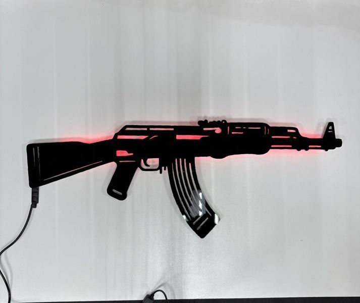 Светильник в виде автомата Калашникова с RGB-подсветкой и пультом управления 2567562903 фото